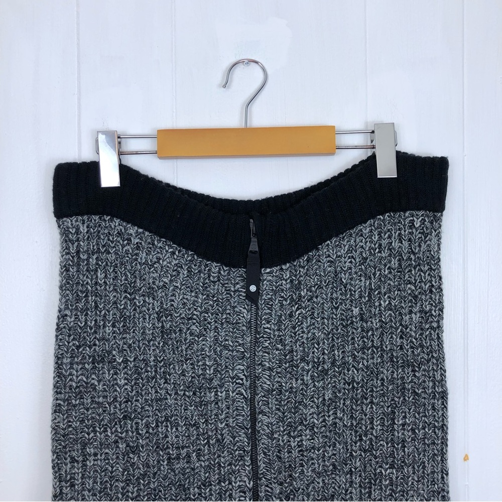 Lululemon Merino Wool Falling Freely Neckwarmer - Picture 2 of 10